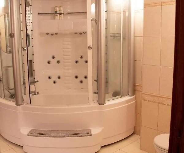 Luxury Apartment, Near Pinikoudes アパート