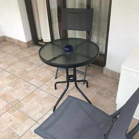 Luxury Apartment, Near Pinikoudes Apartment