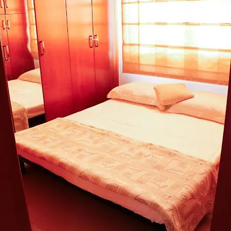 Luxury Apartment, Near Pinikoudes Apartment