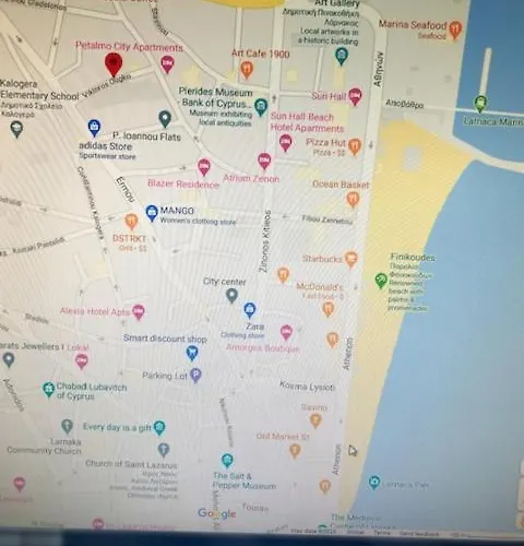 Luxury Apartment, Near Pinikoudes Apartmán *