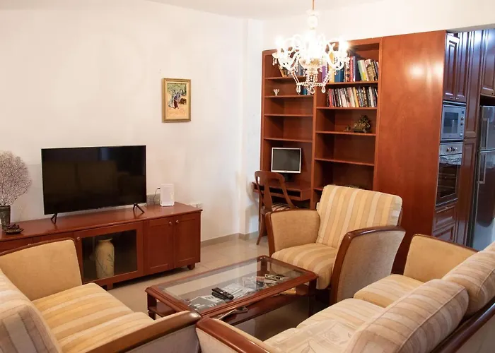 Apartmán Luxury Apartment, Near Pinikoudes